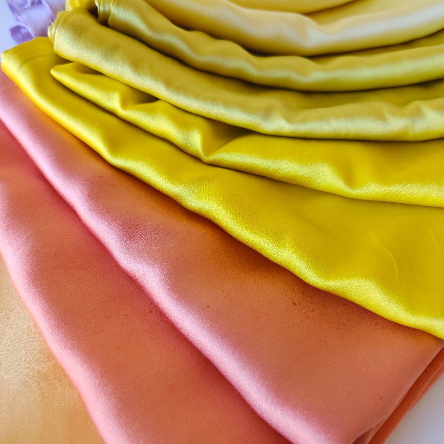 Solid Botanically Dyed Silk Pillowcase
