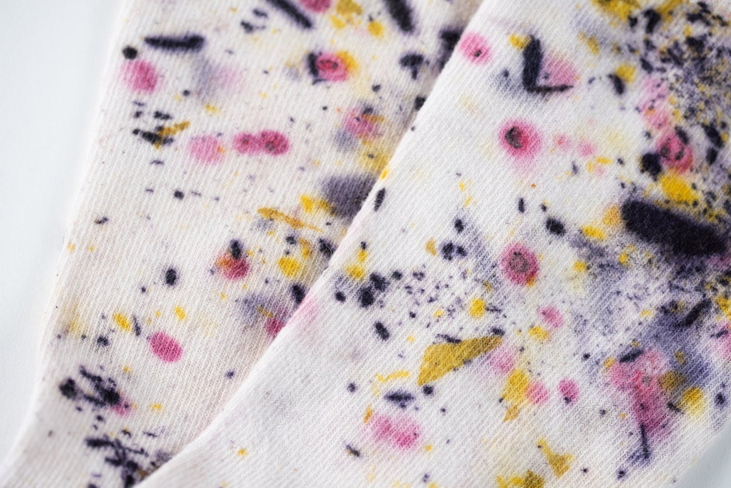 Chaussettes en coton teint en lot abstrait