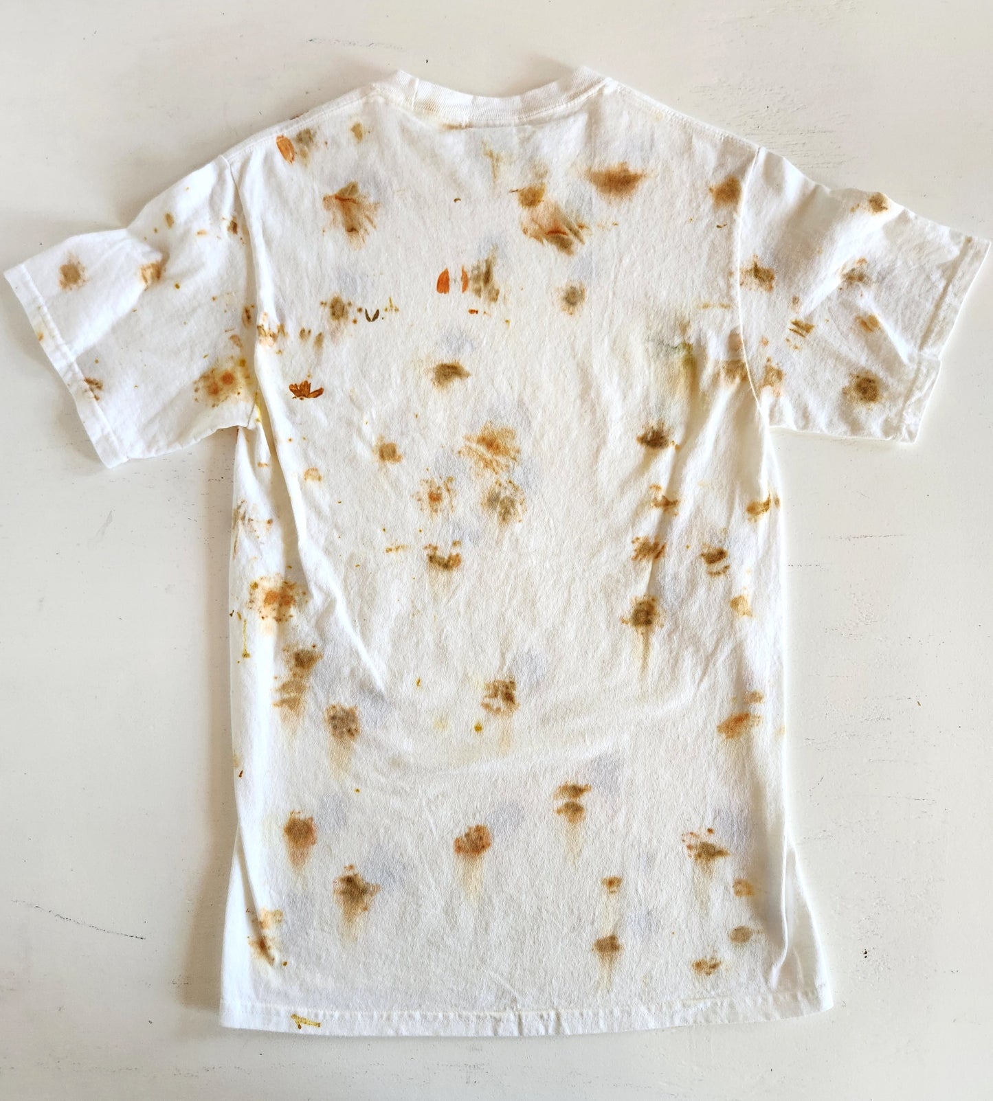 Camiseta vintage con estampado floral 25