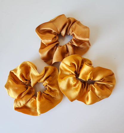 COLOR FIELD | Silk Scrunchie