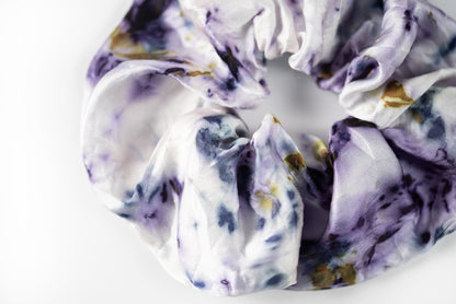Chouchou pour cheveux en soie teints botaniquement